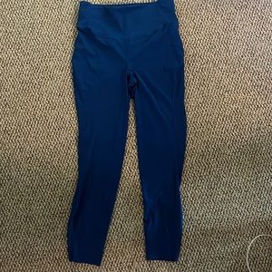 Fast and Free High-Rise 28” Lululemon leggings size 6